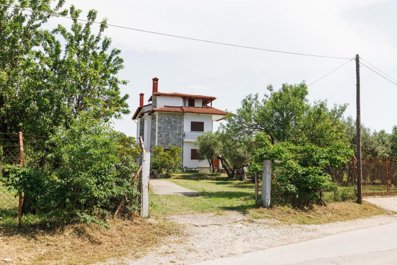 Large Home Near Potamos Beach Epanomi Exteriér fotografie